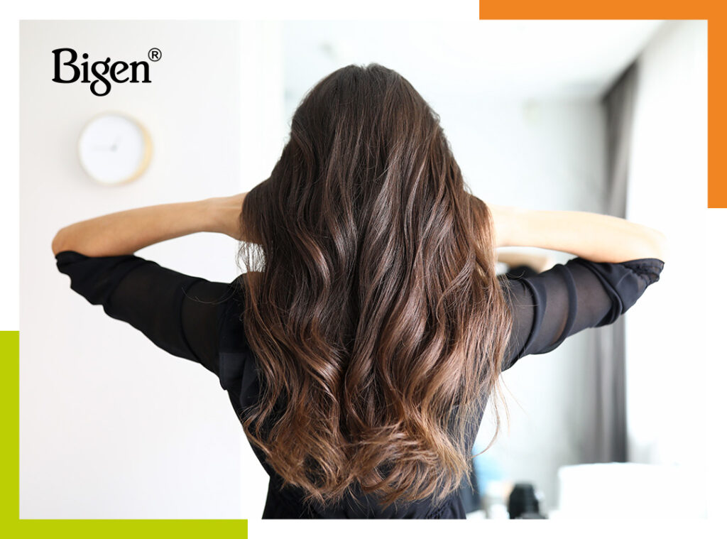 Luce un cabello radiante sin salir de casa con Bigen Polvo